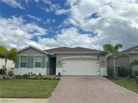 傅希秋第七套房曝光！
地址为佛州：1337 Remington Trace Dr, Port Charlotte, FL 33953，2022年8月23日购入，购买价格42.3万美元。房主为Bob Fu International Llc，通讯地址为傅希秋在米德兰市的地址。