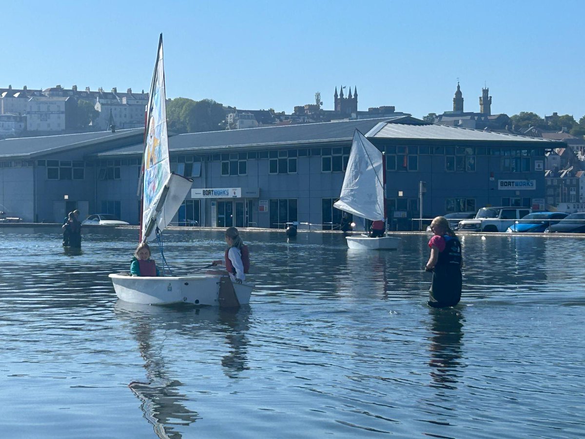 The Ladies' College, Guernsey tweet media
