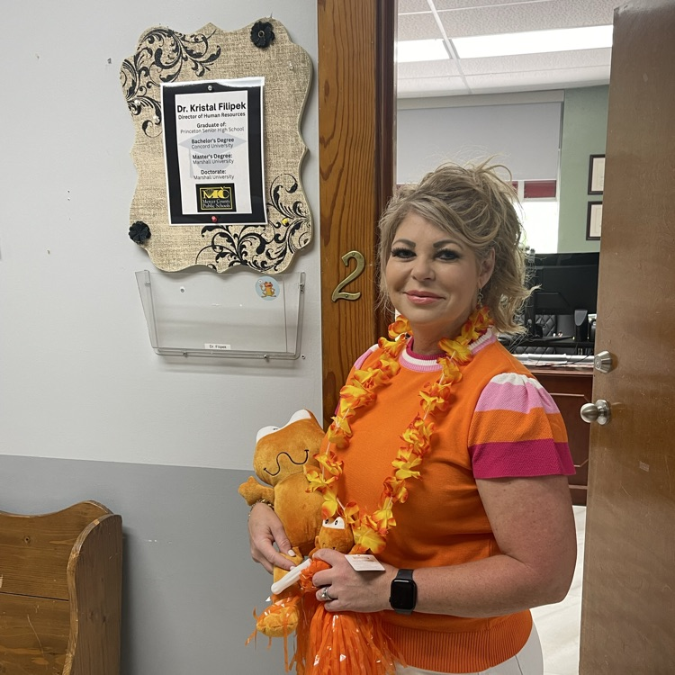 mercer_schools's tweet photo. Dr. Filipek is back from the Orange Frog experience! She is ready to get with the rest of the team to share all they learned and brought back to Mercer County! #choosehappy #happiness #orangefrog https://t.co/27r584yoCo