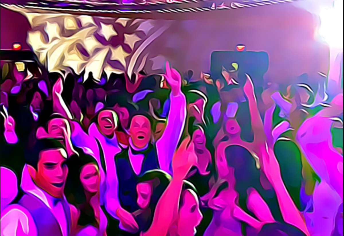 Garaway Prom is this weekend (Saturday)! The promenade walk-in will be at 7 PM at the Harvest Barn.