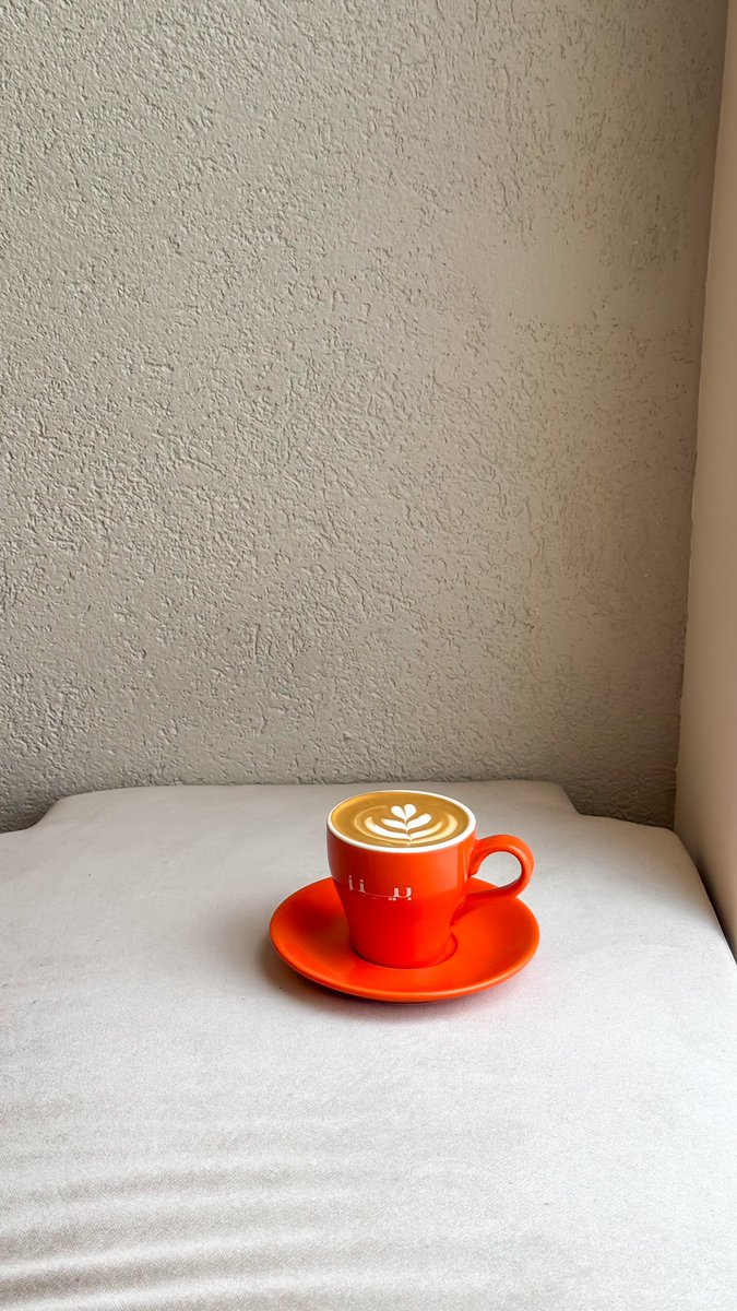 fa900l's tweet image. قهوة الـجمـعـة ☕️🧡