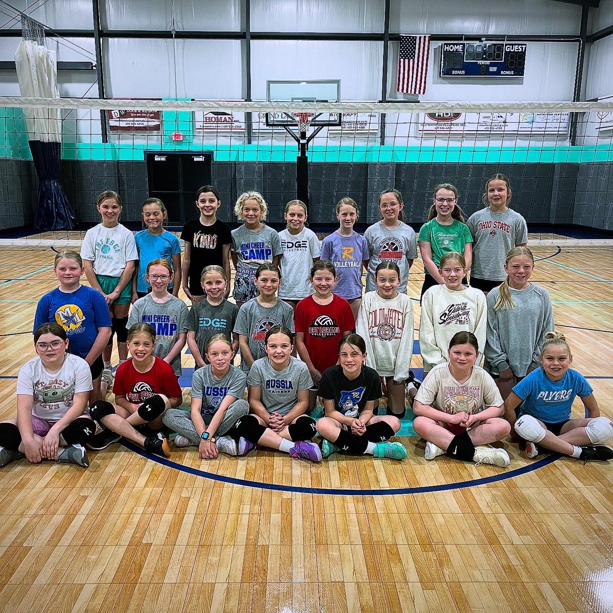 This past Monday put a wrap on our 4-week Spring 🏐 sessions for grades 1–4 here at The Edge! 🙌

These young athletes brought energy, teamwork, and tons of progress to the court every week.  Huge thanks to our coaches &amp; all the awesome kids who made it a success! 👏🏽👏🏽👏🏽
