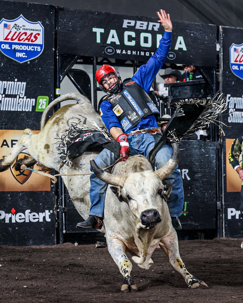 FLFreedomPBR's tweet photo. These three are ready to #LetFreedomRide π§π’π‘ππππ§ at the @pendletonwhisky Velocity Tour Finals π₯
Help us cheer on #AmericasBullRidingTeam starting at 7:30 PM CT β exclusively on RidePass + the @PBR app. https://t.co/jOiRSuFgj2