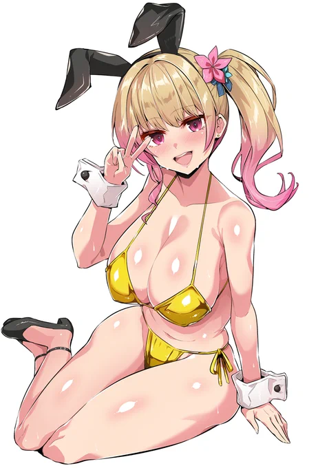 凛ちゃん金ビキニ着て… 