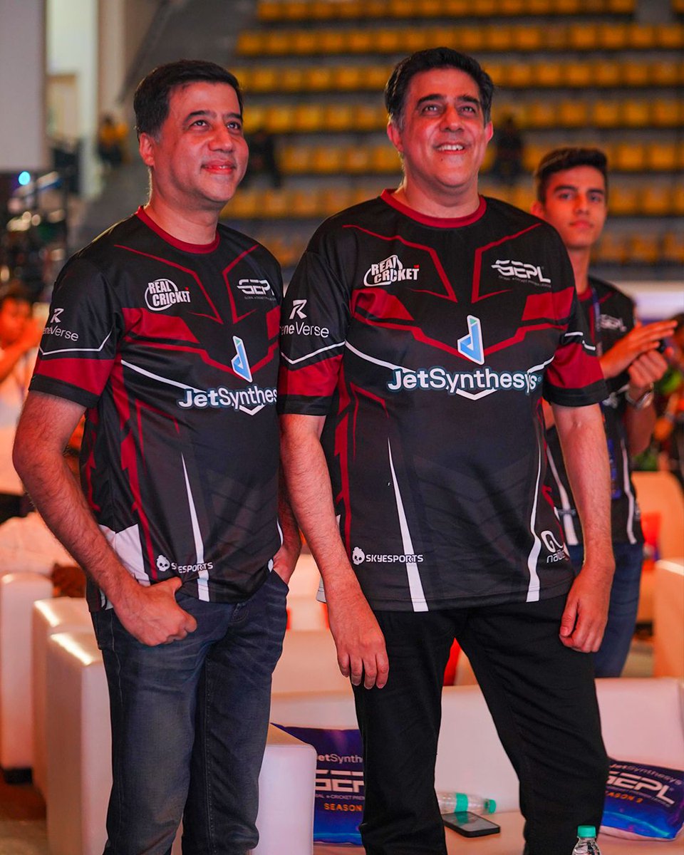 A spectacular finish to the grand finale of <a href="/JetSynthesys/">JetSynthesys</a>' <a href="/gepl_official/">Global e-Cricket Premier League</a> Season 2!

Wonderful to have our team owners and special guests including <a href="/SunielVShetty/">Suniel Shetty</a>, Sara Tendulkar, Anjali Tendulkar, <a href="/prashanthp/">Prashanth Prakash</a>, <a href="/ankitnagori27/">Ankit Nagori</a>, <a href="/askgsglobal/">Arjun Santhanakrishnan</a>, <a href="/iamanilshetty/">Anil Shetty</a> and others as they