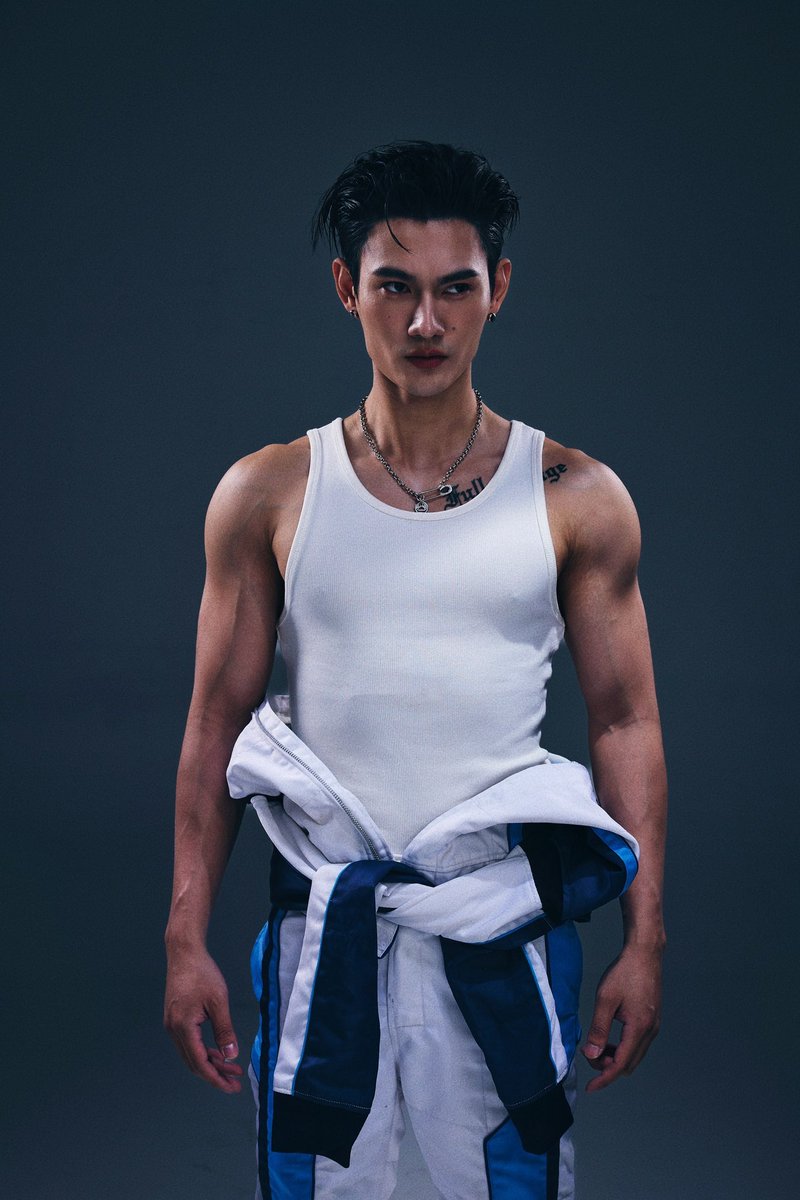 pavelphoom's tweet image. The King is back 👑 #pavelphoom #PitBabe2EP1