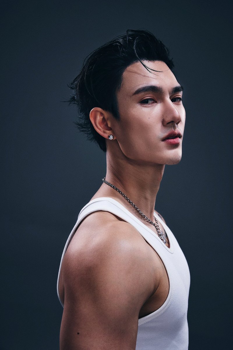 pavelphoom's tweet image. The King is back 👑 #pavelphoom #PitBabe2EP1