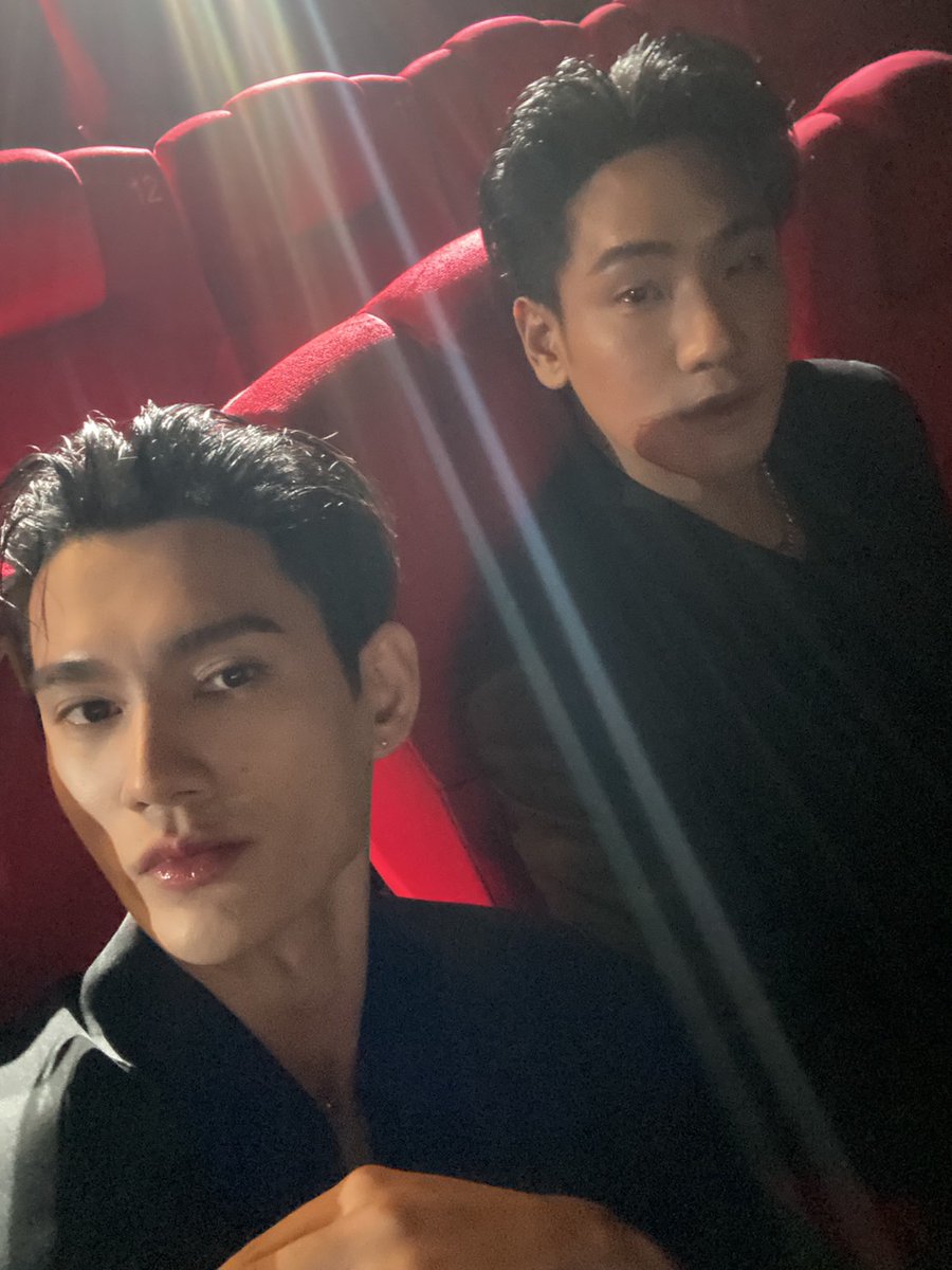 PitBabeSeries's tweet image. First Premiere Dump 🤪🤌🏻

😼 แอดมู่ 
PIT BABE 2 START RACING  
PIT BABE 2 FIRST MATCH 
#PitBabe2EP1
#1stPremiere_PITBABE2