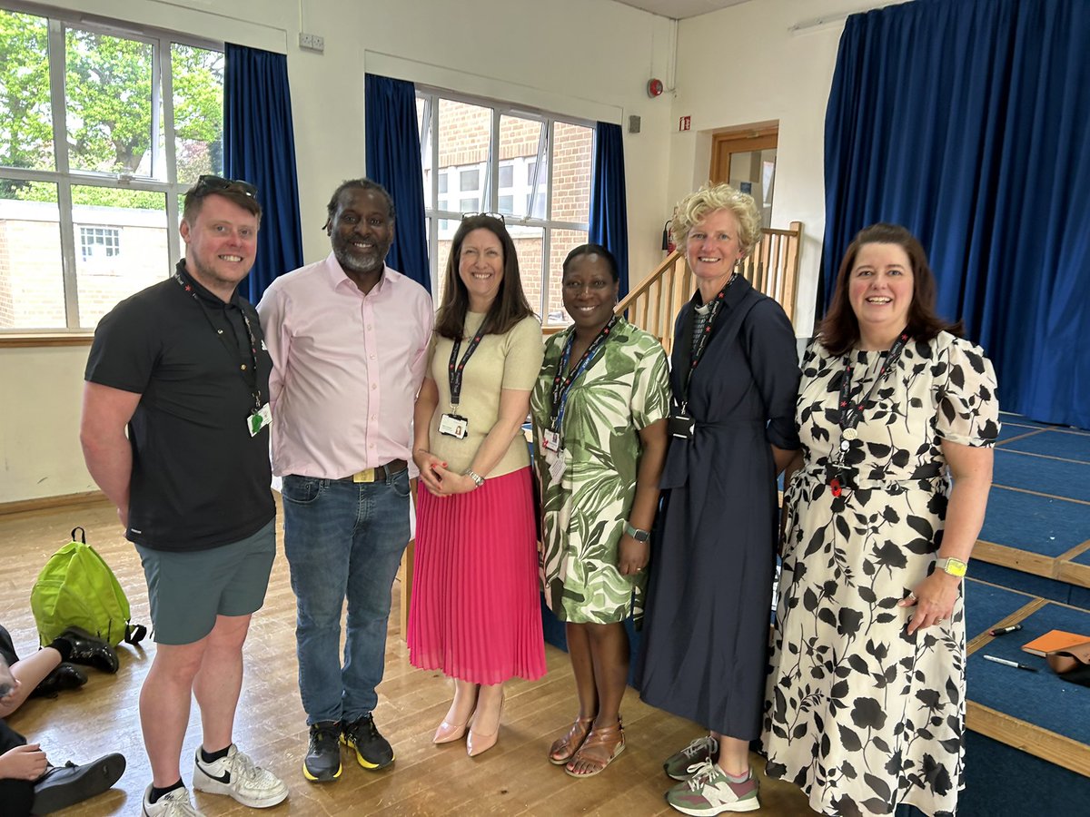 Mr Pugh and his Y6 class - 4 years ago ….. was the first class in our Fioretti family to engage with our Stephen Lawrence project. Thank you Mr Pugh for your enthusiasm and efforts over the years!