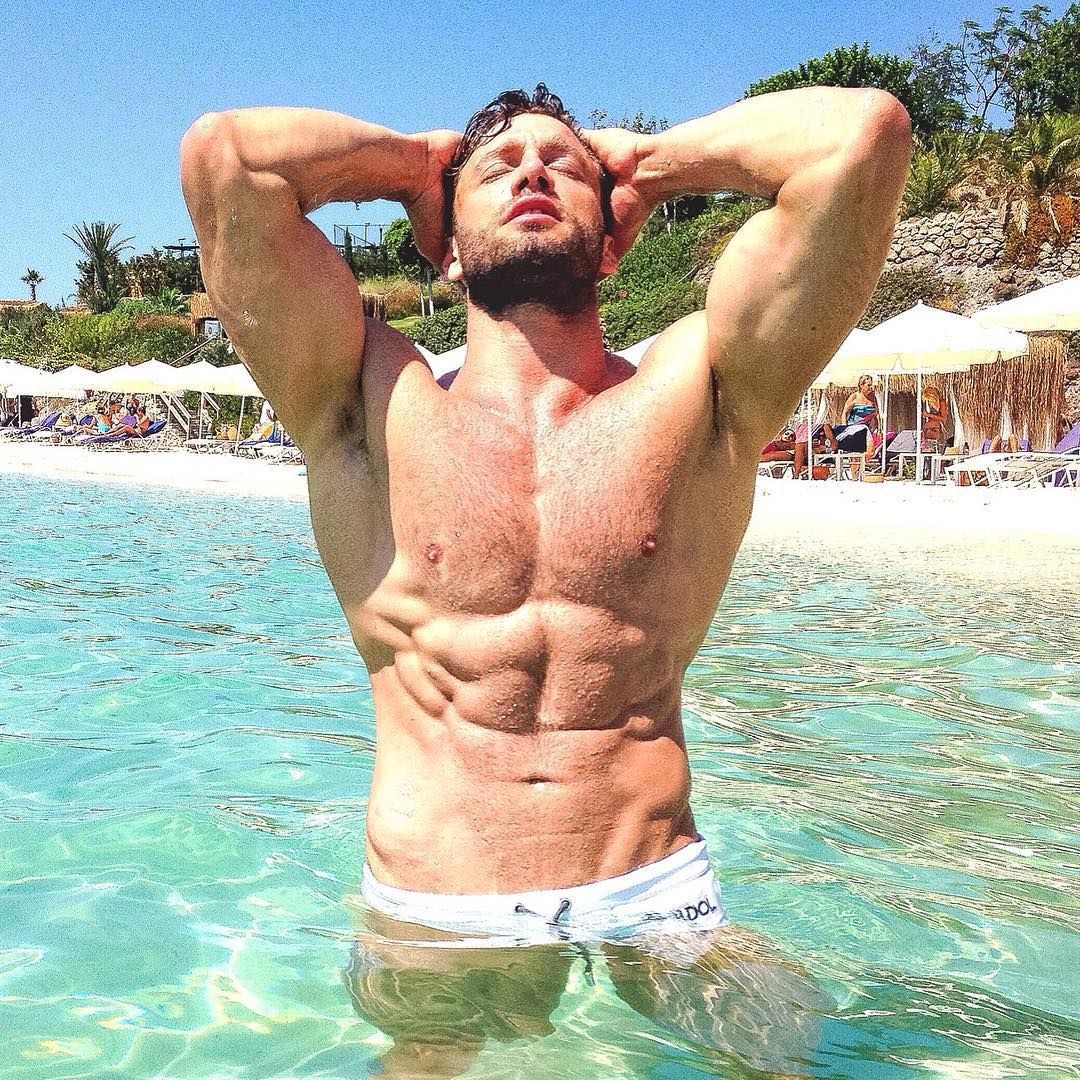 Over 18 y/o only Let's unwrapp men and enjoy. #undies, #speedos #singlets #thongs #harnesses #jocks, #suits #sportwear #swimwear #menswear #fetishgear <a href="/AcrodaveZongoli/">Davide Zongoli</a>