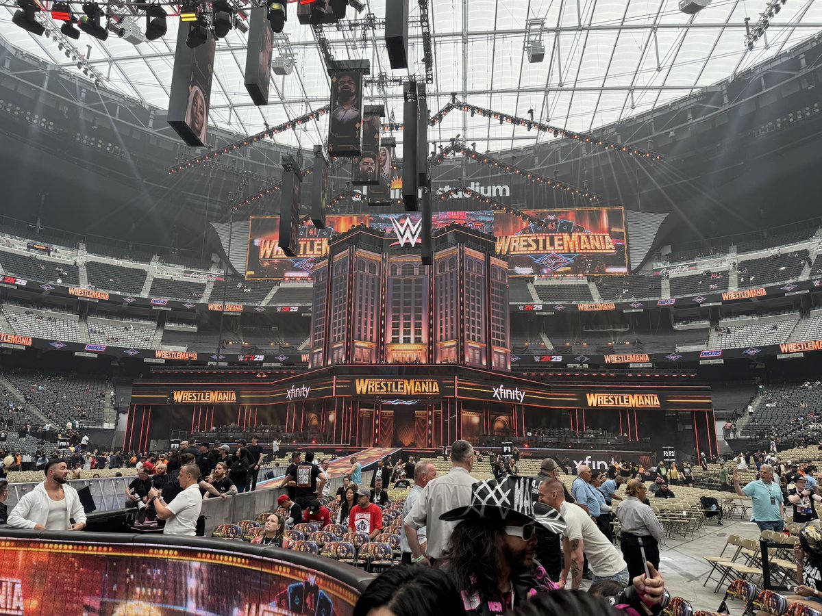 Night two… <a href="/WWE/">WWE</a> #WrestleMania