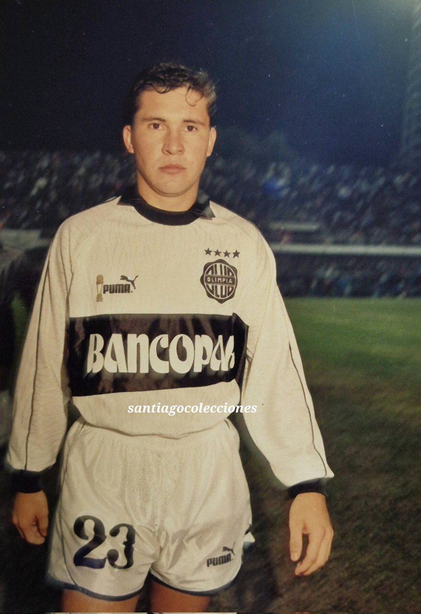 EnBlancoyNegro - Santi Bogado (@enblancoynegro0) on Twitter photo Mauro Antonio Caballero en sus inicios en el <a href="/elClubOlimpia/">Club Olimpia</a> 馃摳
Discutido, criticado muchas veces, no se rindi贸 nunca, en sus pies estuvo la 3ra Libertadores y no fall贸 馃弳 Mauro Antonio Caballero en sus inicios en el <a href="/elClubOlimpia/">Club Olimpia</a> 馃摳
Discutido, criticado muchas veces, no se rindi贸 nunca, en sus pies estuvo la 3ra Libertadores y no fall贸 馃弳