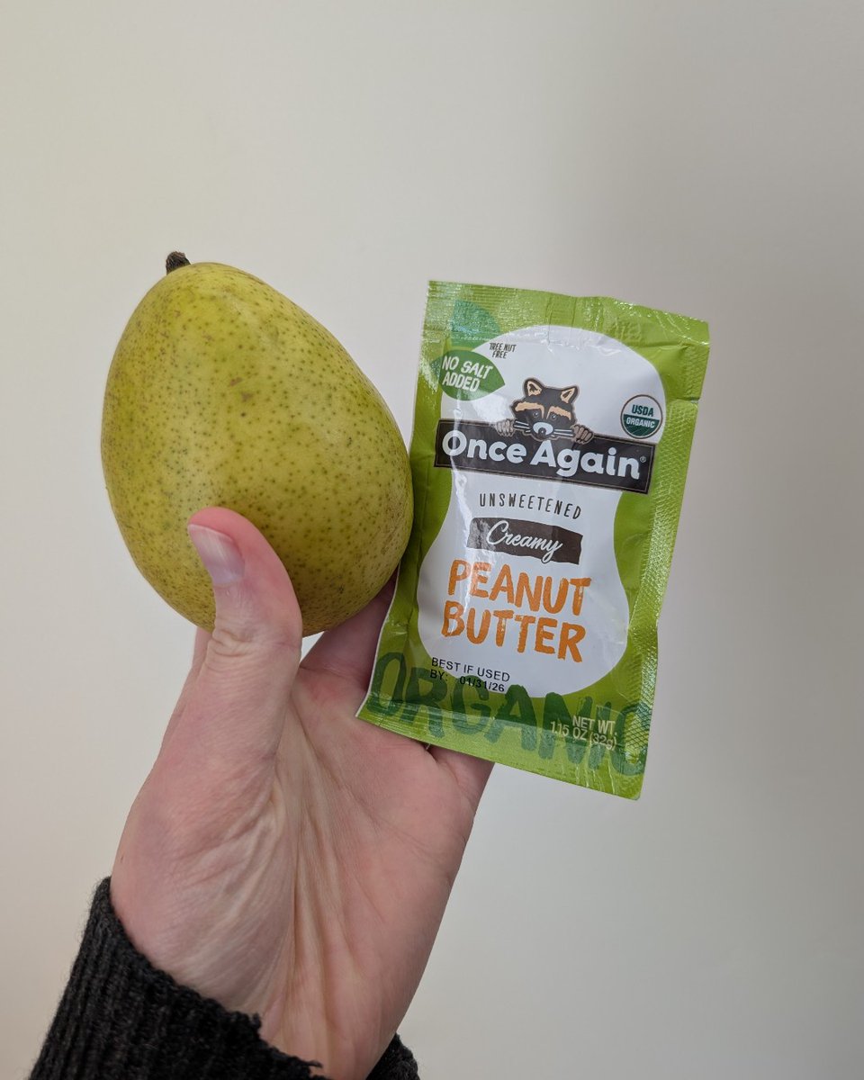 fruitguys's tweet photo. Snack break, upgraded. 🥜🍐

We have a new favorite snack pairing: Once Again Peanut Butter Squeeze Pack + crisp Green D’Anjou Pear. Sweet, salty, creamy, and crunchy—this pairing checks all the snack boxes AND you can create it in less than 2 minutes. https://t.co/5EtVUqEtcQ