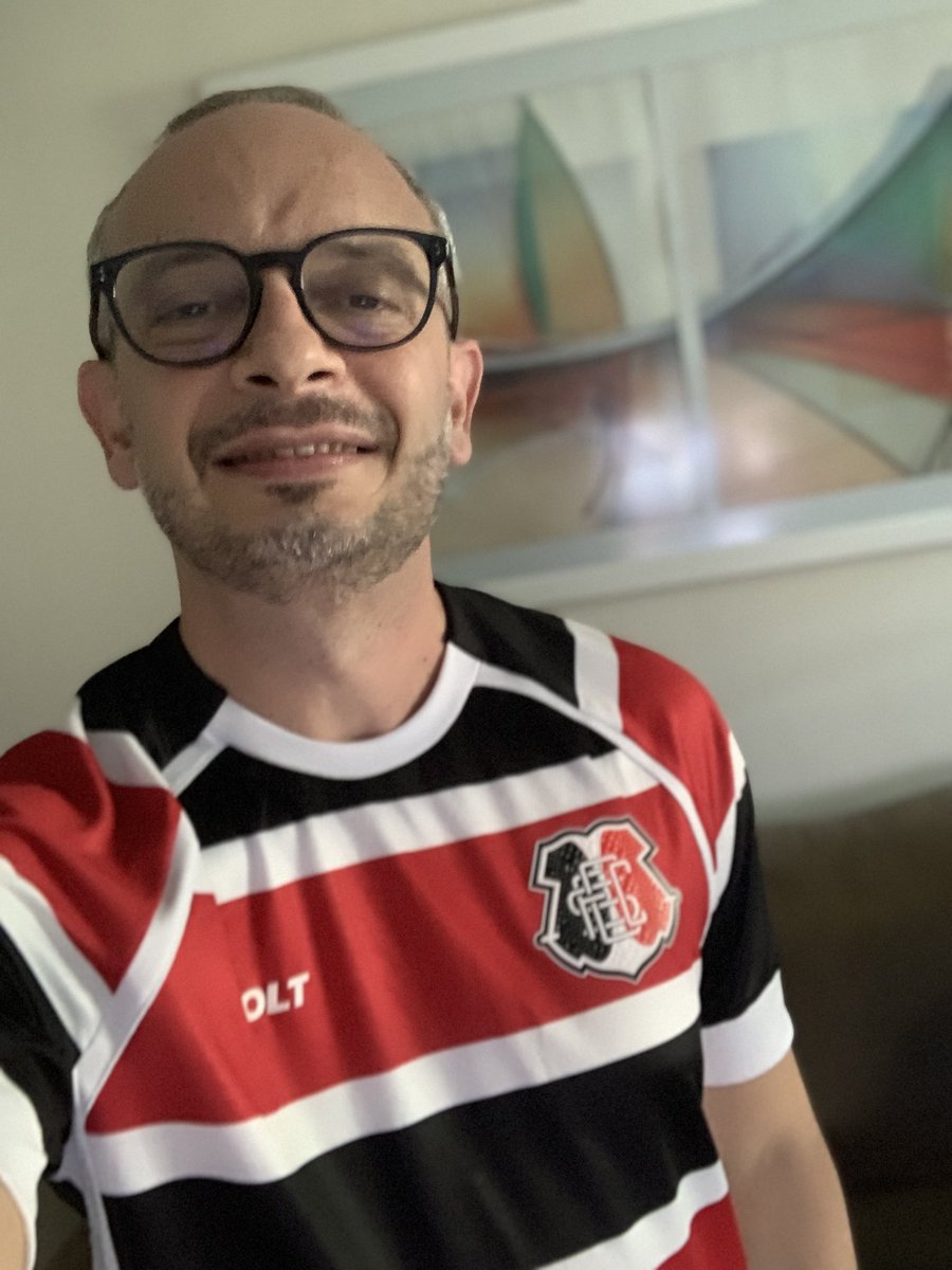 fjosebatista's tweet photo. Uniformizado para acompanhar a estreia do Santa Cruz na Série D. https://t.co/bOeZDkcPrU