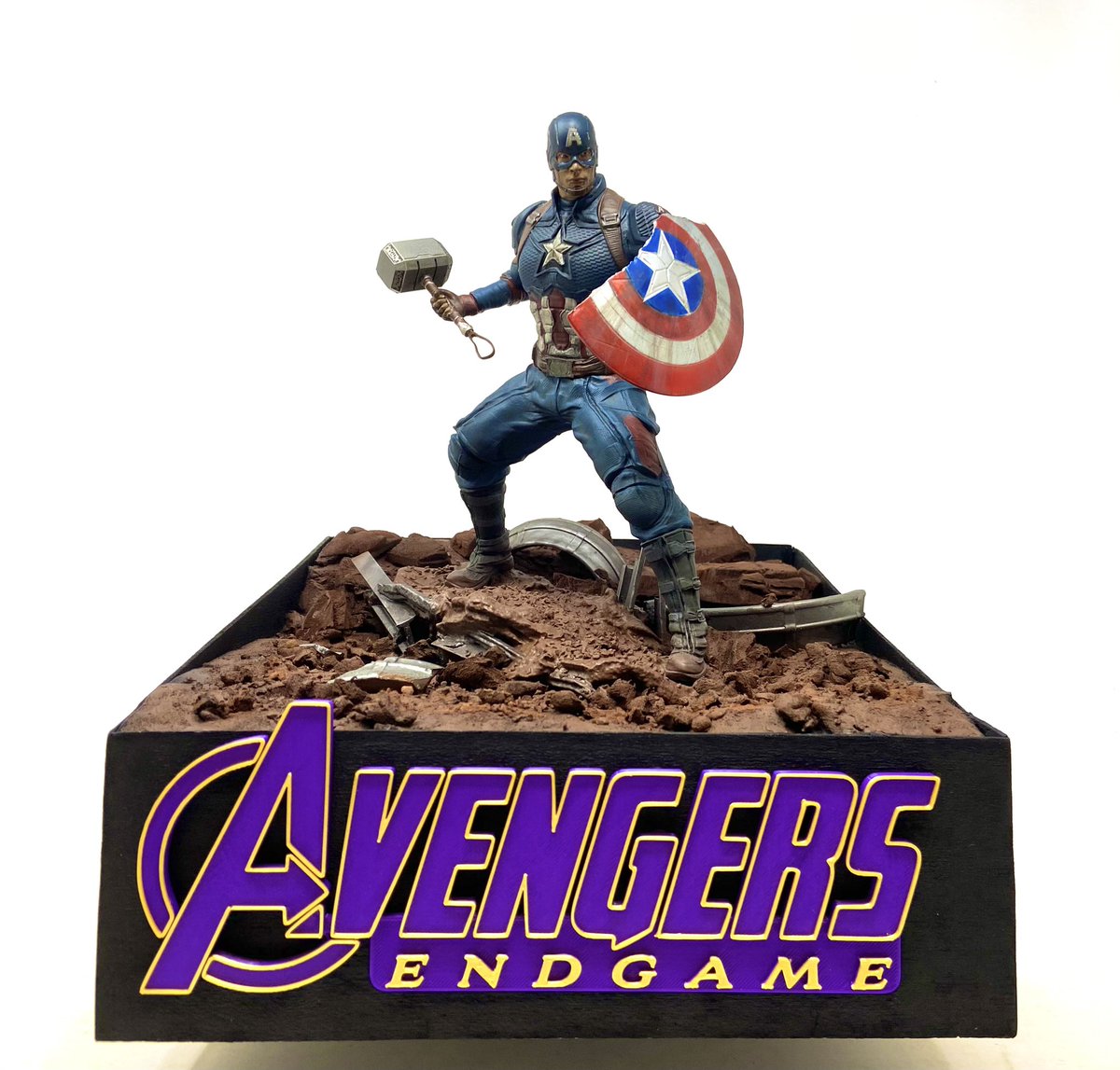 TSMODELHANGAR's tweet image. 🚧AVENGERS ASSEMBLE!🚧
Hi everyone! Here is my completed 1/10 Captain America figure as he appears in the film Avengers: Endgame.
Happy Modelling!
Darren.