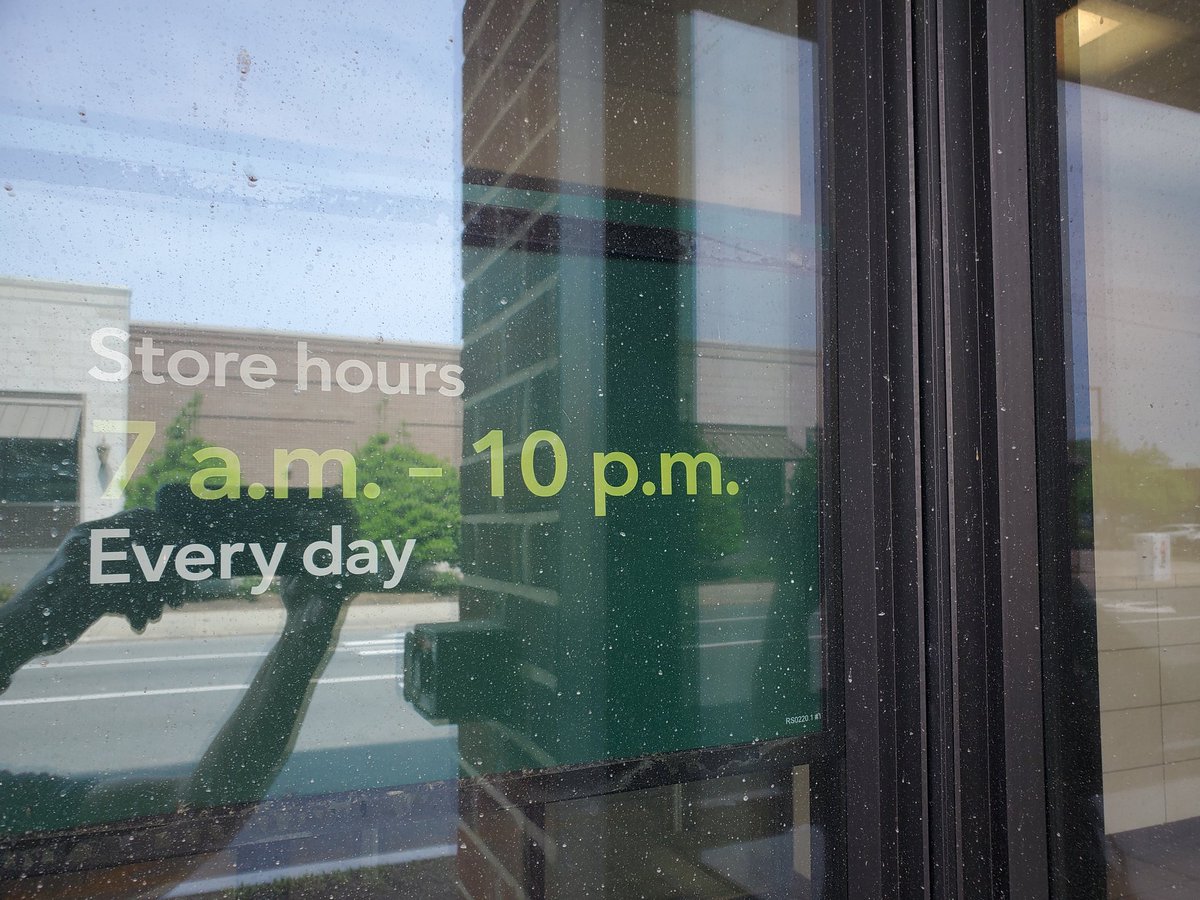 sansaploy tweet media