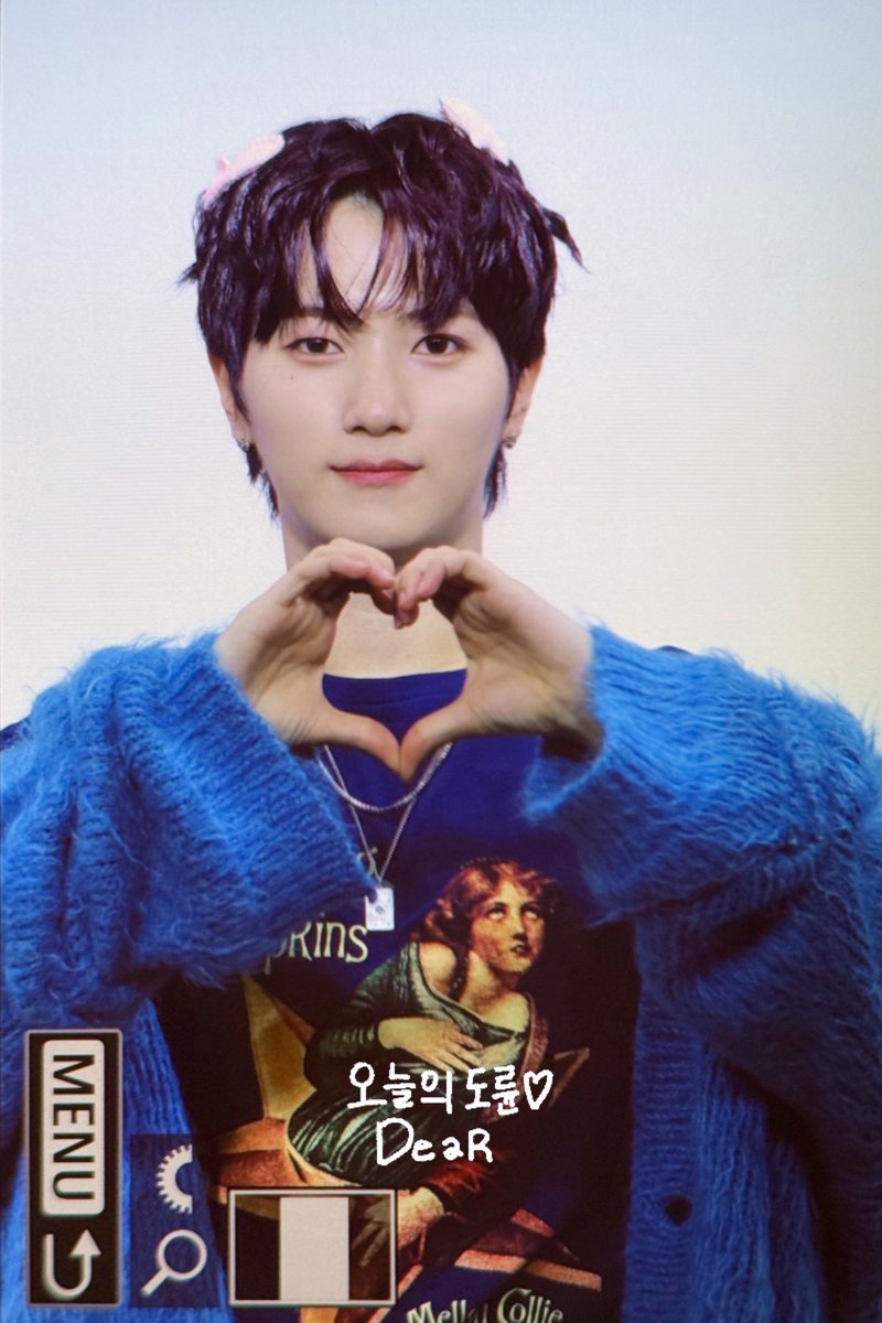 dear_5O1's tweet photo. 250420 데일리덕 팬싸 

도륜아 귀여워요 

#도륜 #DORYUN #AIMERS #에이머스 https://t.co/XFAvvtE726