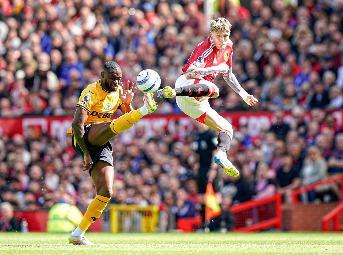 Toti Gomes 💫 tweet media