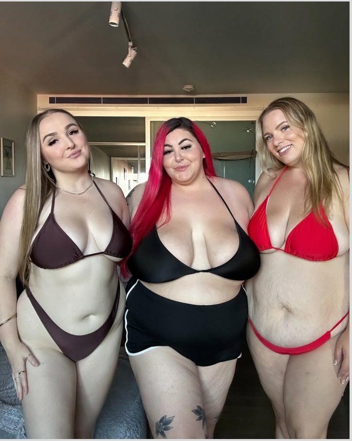 Curvy & Lovely tweet media