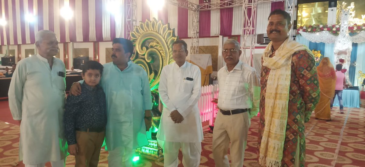 Neerajd53472425's tweet photo. आज विधानसभा परिवार के विभिन्न वैवाहिक कार्यक्रमों में अपनों के बीच https://t.co/hd50r9dwIs