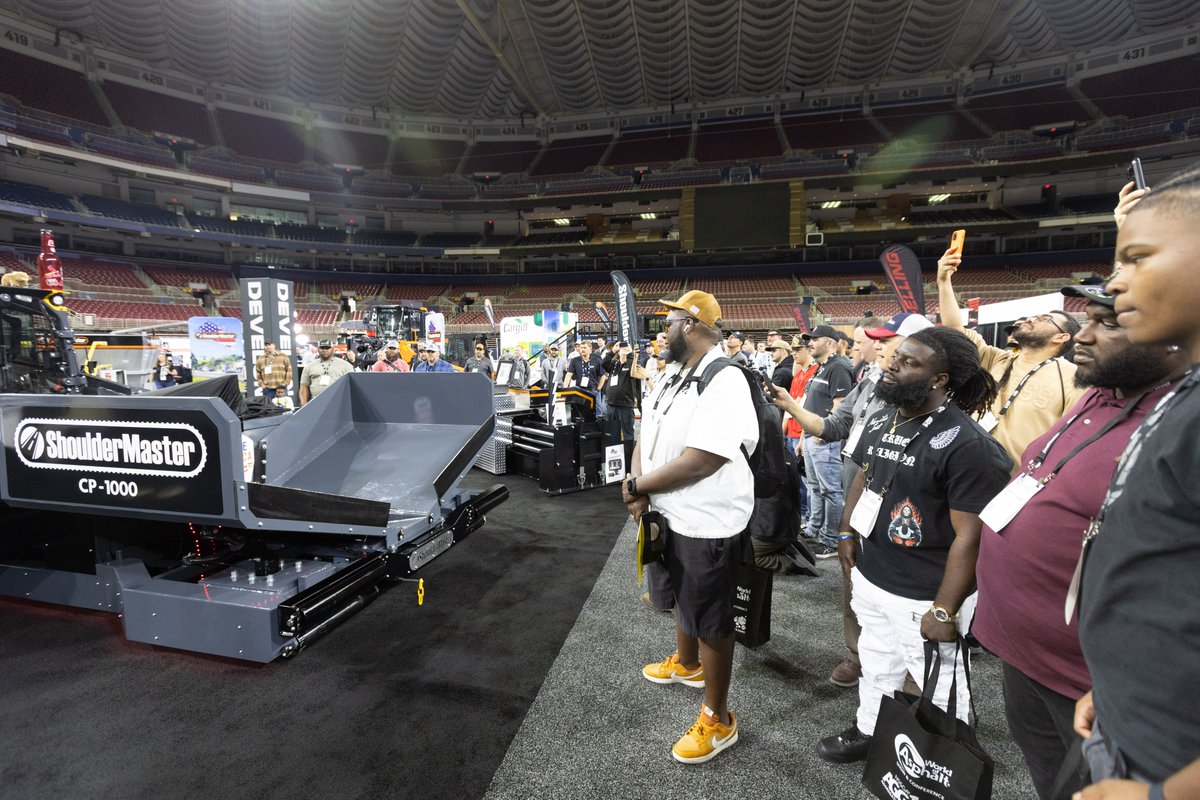 It’s been a month since #WorldOfAsphalt2025, and we’re still not over it 💙
#WorldOfAsphalt