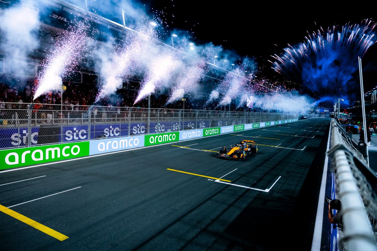 mosgovsa_en's tweet photo. The champion celebrates ๐๐คฉ
#SaudiArabianGP | #OvertakeTheFuture https://t.co/EQTpaNHUUV