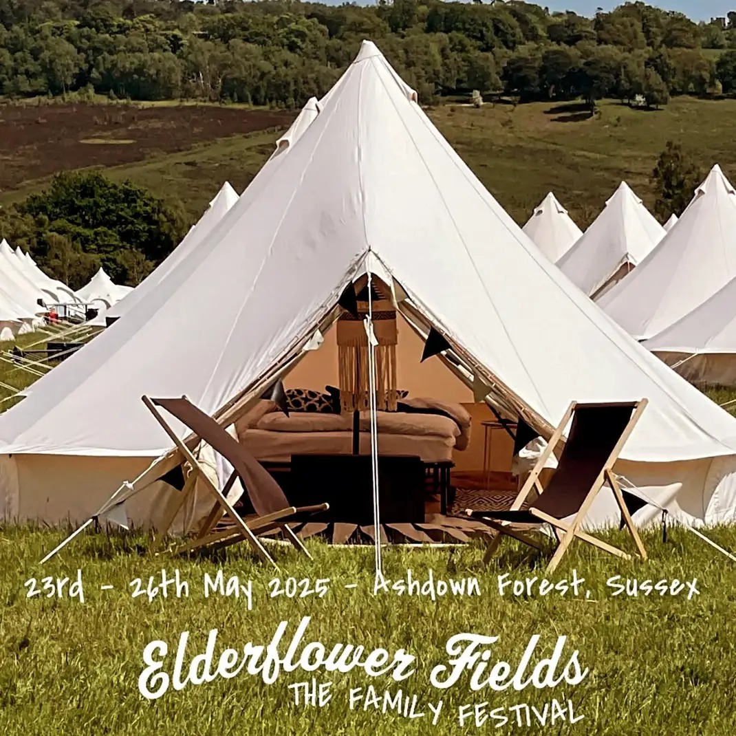 🎪 Discover a #glamping #familyfestival holiday at Elderflower Fields this May
elderflowerfields.co.uk/accommodation/
