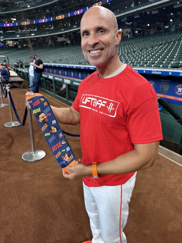 Joe Espada wearing a Rockets ‘Liftoff’ shirt today. Astros first pitch at 6:10 p.m. before Rockets host Warriors at 8:30.

Espada also insisted he get a look at today’s Jose Altuve promotional socks. 

(More on that later <a href="/chron/">Chron</a>)