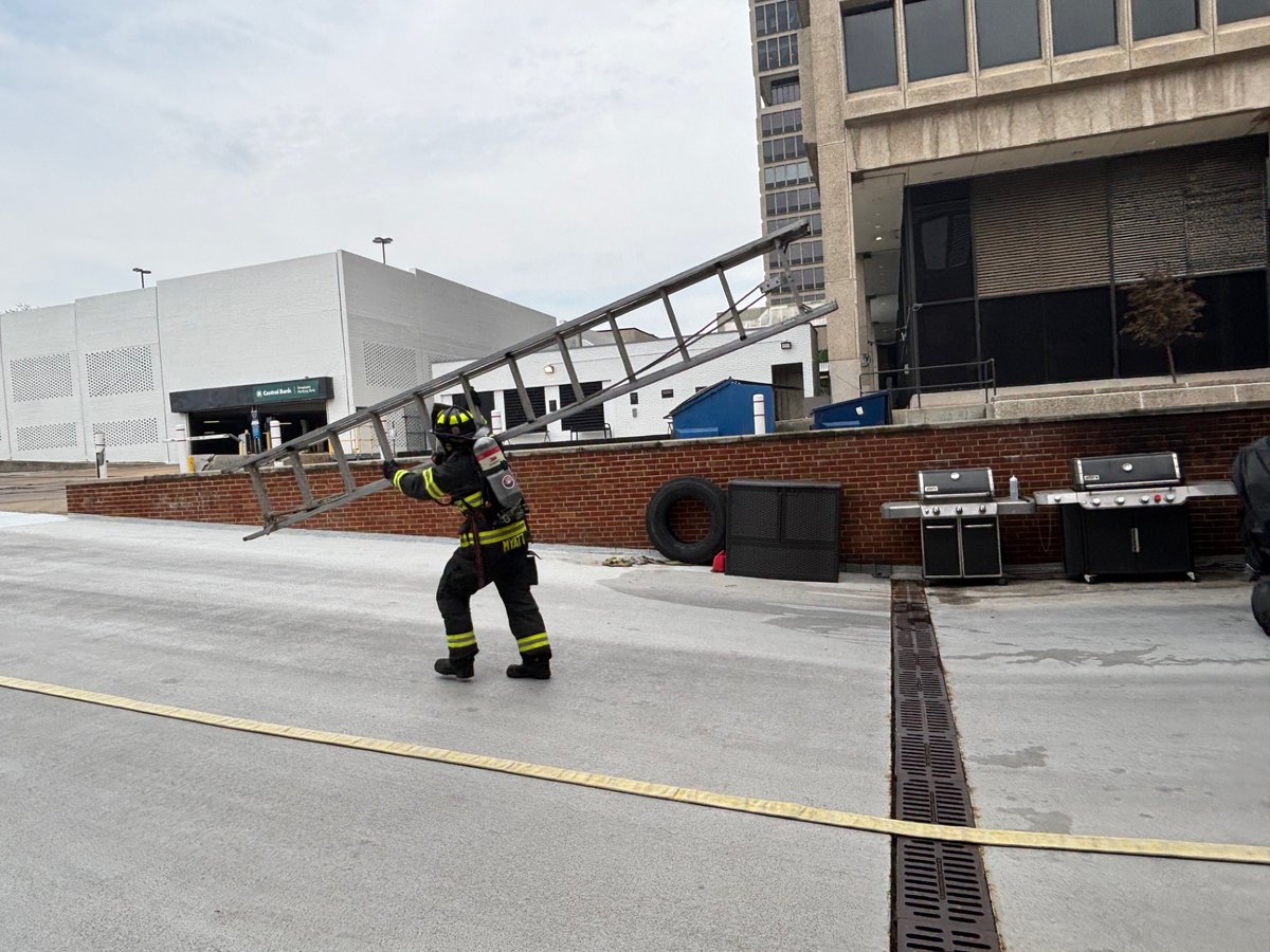 Even on Easter Sunday, the dedication doesn’t stop.  The Clayton Fire Department spent part of their holiday morning pushing through a functional fitness workout—staying strong, ready, and resilient for our community. 

#CFDLiveTheMission