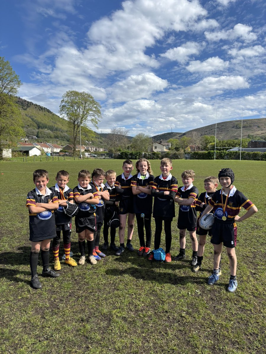 What a cracking morning of rugby from our U9s this Easter Sunday! ❤️💛🖤

A big thank you to Cwmafan R.F.C. for hosting us this morning!

Special shoutout to our Riders of the Week — Oliver S, Osian, Regan, and Jake! Well done, boys! 👏🏻🏉👏🏻
