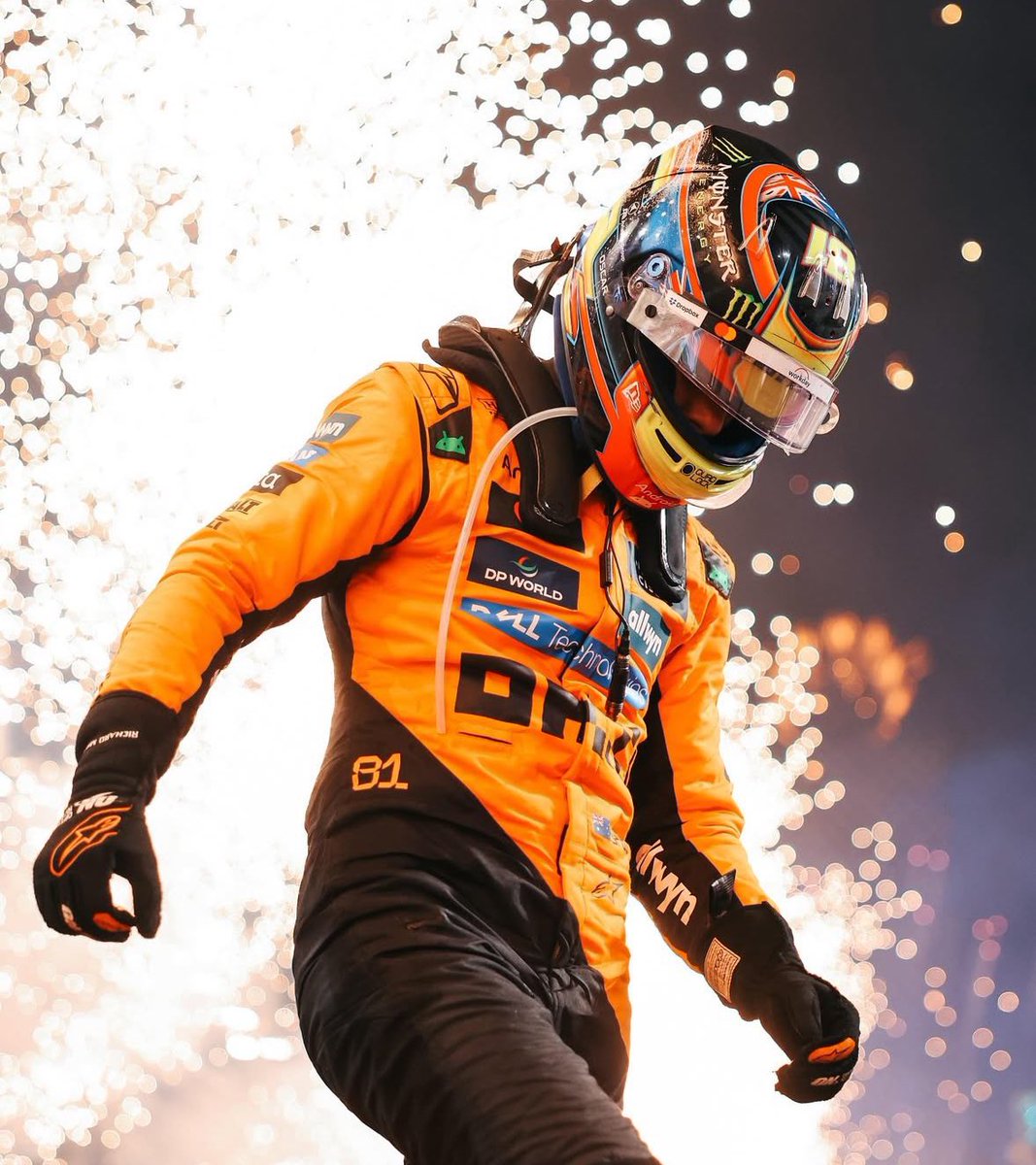 FOTAO ALGUEM FAZ WALLPAPER