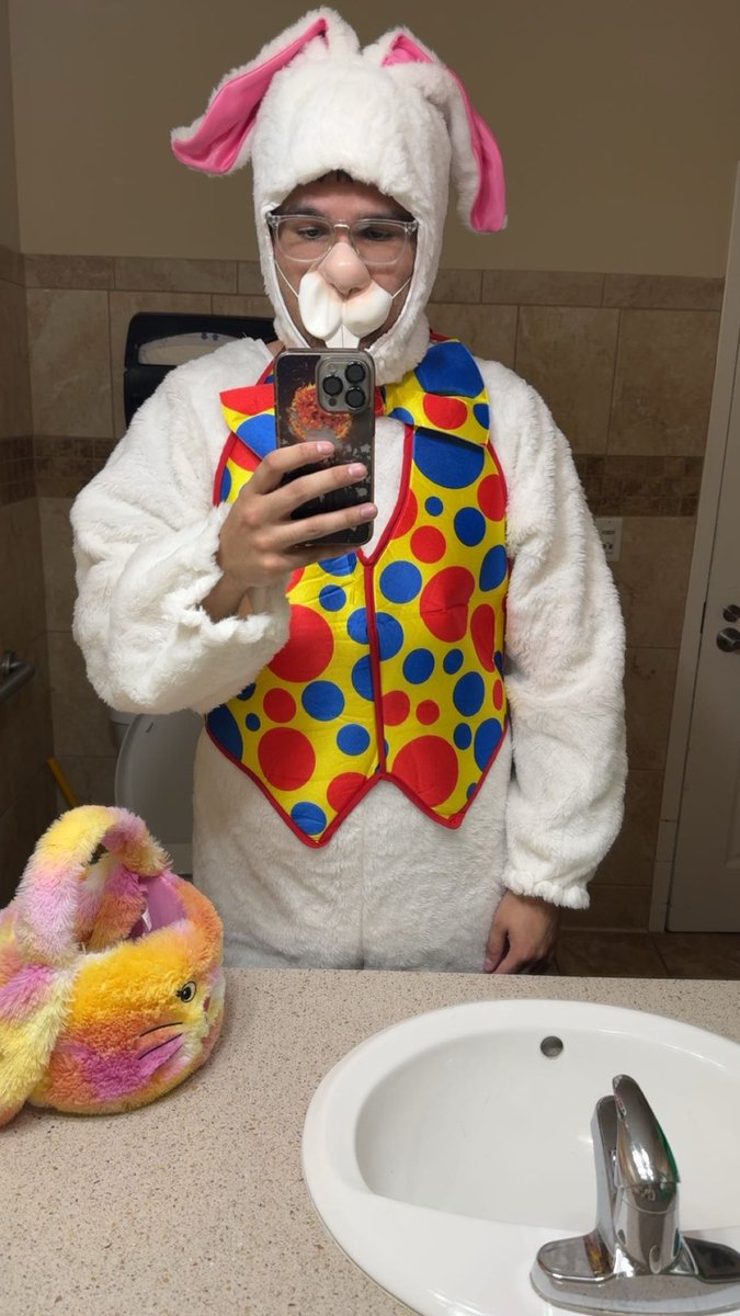Happy Easter!! 🐰