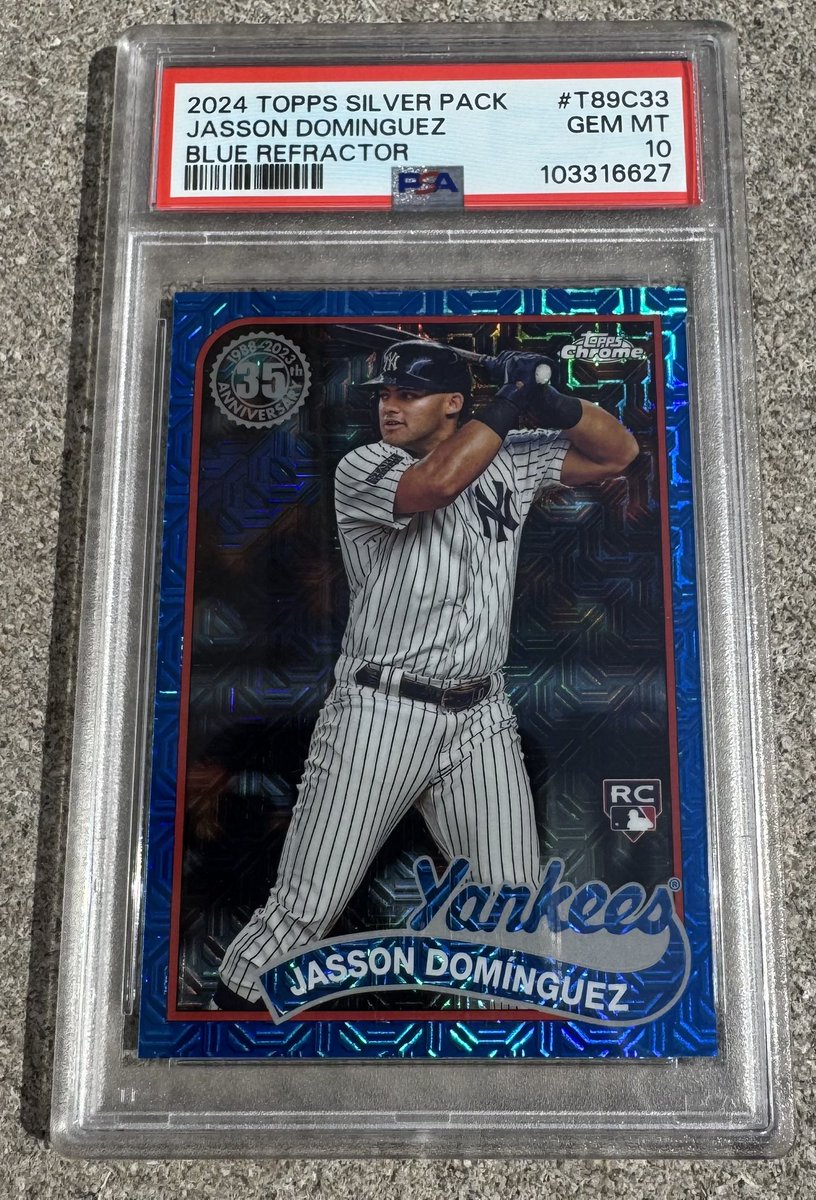kasey (@kaseymcdd) on Twitter photo 🚨 GIVEAWAY TIME 🚨
Big thanks to <a href="/heatersrepack/">Heaters Repack</a> for hooking this up. Of course… three YANKEES cards 🔥
TO ENTER:
1️⃣ Retweet
2️⃣Must be following me and <a href="/heatersrepack/">Heaters Repack</a>
Every person you tag = one additional entry.
I will randomize THREE winners tomorrow (4/21) at 6pm ET.
And 🚨 GIVEAWAY TIME 🚨
Big thanks to <a href="/heatersrepack/">Heaters Repack</a> for hooking this up. Of course… three YANKEES cards 🔥
TO ENTER:
1️⃣ Retweet
2️⃣Must be following me and <a href="/heatersrepack/">Heaters Repack</a>
Every person you tag = one additional entry.
I will randomize THREE winners tomorrow (4/21) at 6pm ET.
And