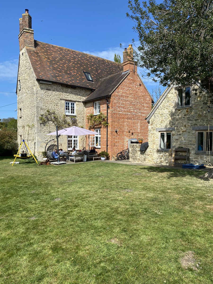 Benet_R_Adams's tweet photo. First couple of days of the Easter holidays in Oxford, before we go to Cornwall.  #FamilyFun #brothershouse #games #goodfood https://t.co/H3W7c5xD3z