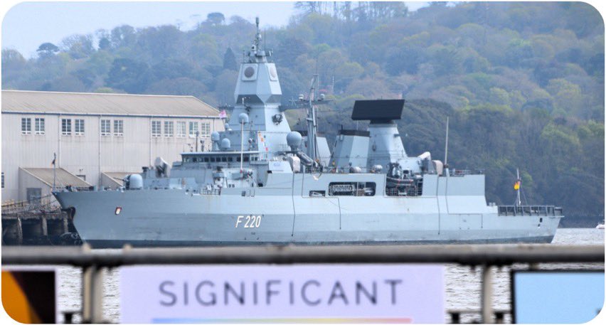 WarshipCam's tweet photo. German Navy Sachsen-class air defence frigate FGS Hamburg (F220) in Plymouth, England - April 20, 2025 #fgshamburg #f220
SRC: TW-@RfaNostalgia https://t.co/NgVjJvloCB