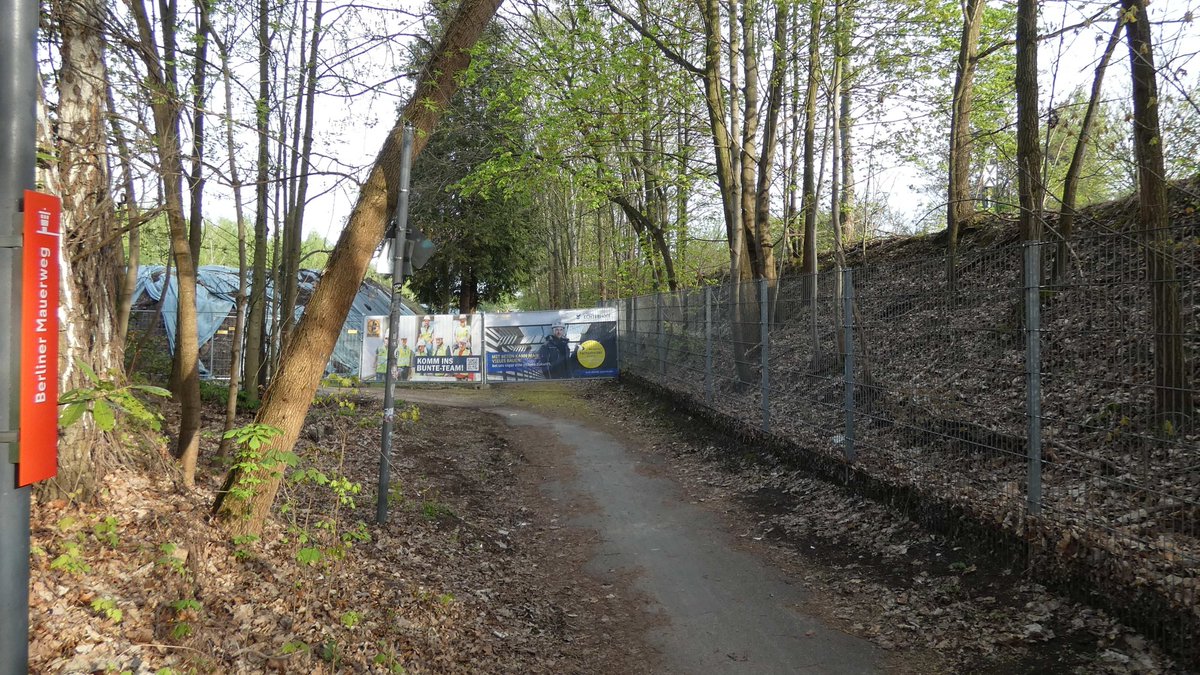 CMlerBerlin's tweet image. Denk|mal #Mauerweg #Mauerradweg