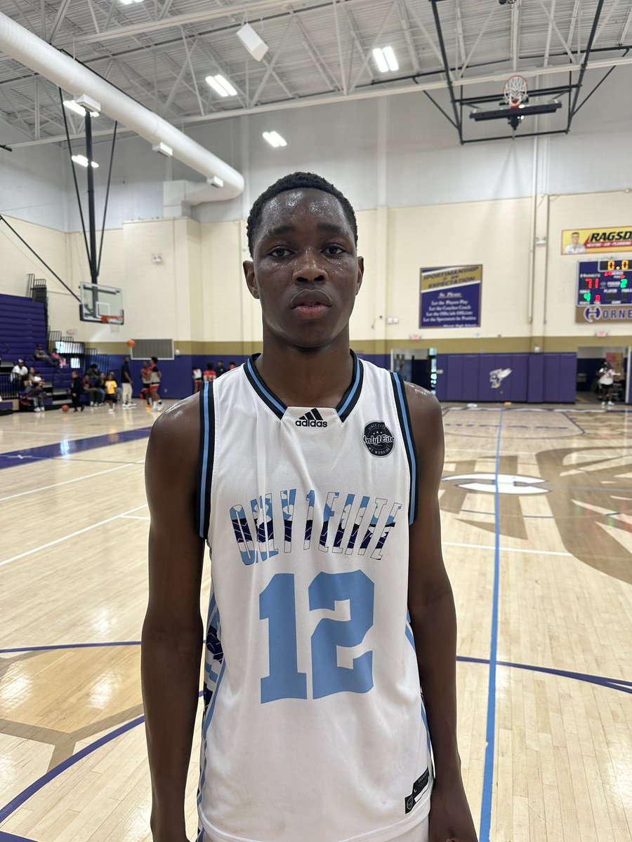 nhscoutreport (@nhscoutreport) on Twitter photo 2027 Wing Daniel Hollis was a highlight reel today with Only1Elite. His athleticism and long frame resulted in multiple powerful dunks and posters. Major upside for the upcoming junior. <a href="/OntheRadarHoops/">Shun Williams</a> <a href="/TaiYoungHoops/">Tai Young</a> #OTRCircuit <a href="/CoachHemi/">Jonathan Hemingway</a> <a href="/MathurineAgency/">COUNT UP!!</a> 2027 Wing Daniel Hollis was a highlight reel today with Only1Elite. His athleticism and long frame resulted in multiple powerful dunks and posters. Major upside for the upcoming junior. <a href="/OntheRadarHoops/">Shun Williams</a> <a href="/TaiYoungHoops/">Tai Young</a> #OTRCircuit <a href="/CoachHemi/">Jonathan Hemingway</a> <a href="/MathurineAgency/">COUNT UP!!</a>