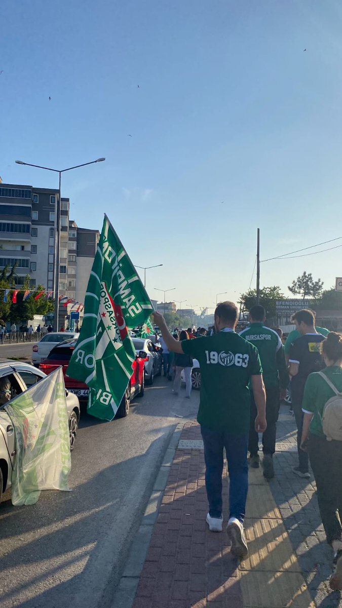 Aklımda  hala 2010 yılında  Valencia maçında stadımızda ilk defa duyduğumuz şampiyonlar ligi müziği var,artık tekrar duyacağımıza inanıyorum.  Teşekkürler. <a href="/BursasporSk/">Bursaspor</a> <a href="/teksasorg/">TEKSAS</a> <a href="/EnsCelik16/">Enes Çelik</a> <a href="/enbiya_topal/">Enbiya Topal</a>