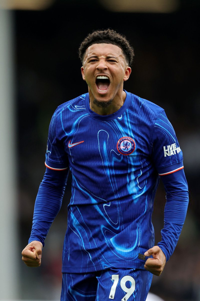 Would you be happy if Chelsea kept Jadon Sancho in the summer 🤔