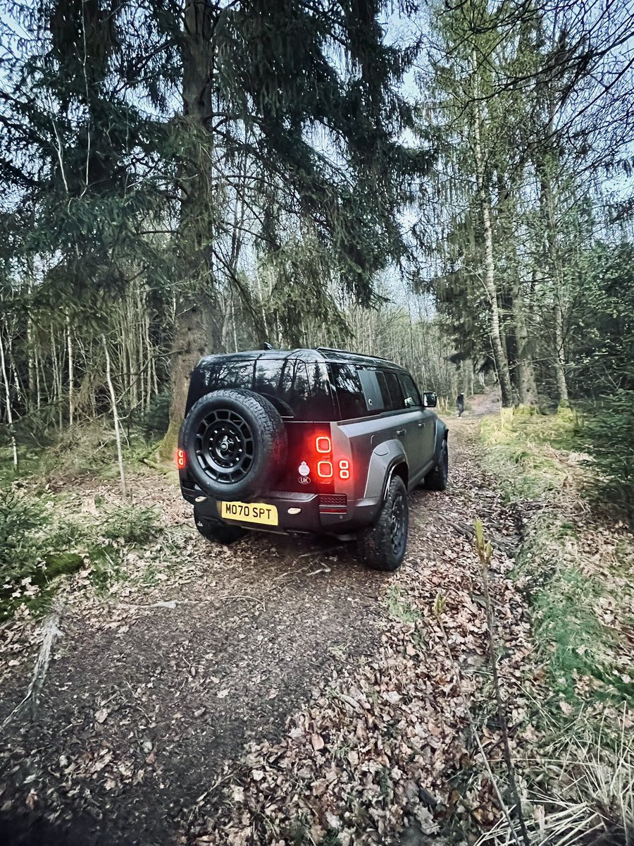 AutoPap's tweet photo. As capable off road as it is around the race track at Spa. https://t.co/a1wZmTaar1