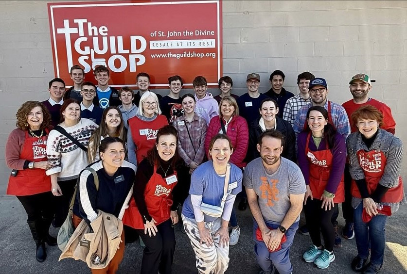 NewsPod's tweet image. JUST SERVE - CHURCH VOLUNTEERS HELP THE GUILD SHOP
Last Saturday, JustServe volunteers spent time at The Guild Shop. Their efforts supported this iconic organization, which provides affordable goods and helps fund local charities. Thank you to everyone who came out.