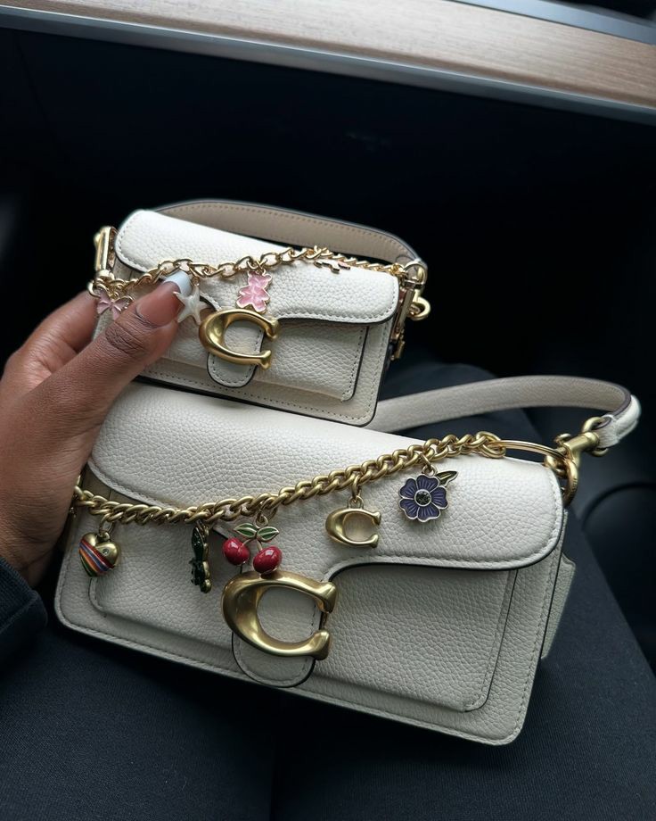 Mommy &amp; Mini always 🤍😊