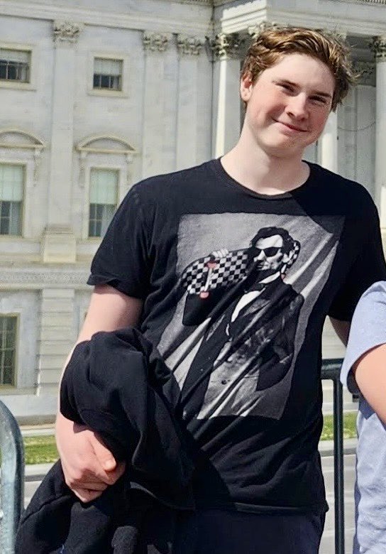 Knoxville_PD's tweet photo. KPD officers are attempting to find missing Seth Horney, age 14. Seth went missing from the 5600 block of Merchants Center Boulevard a short time ago. There are concerns about Seth’s well-being. If you see him or have information concerning his whereabouts, please call 9-1-1. https://t.co/ywNvQexV2A