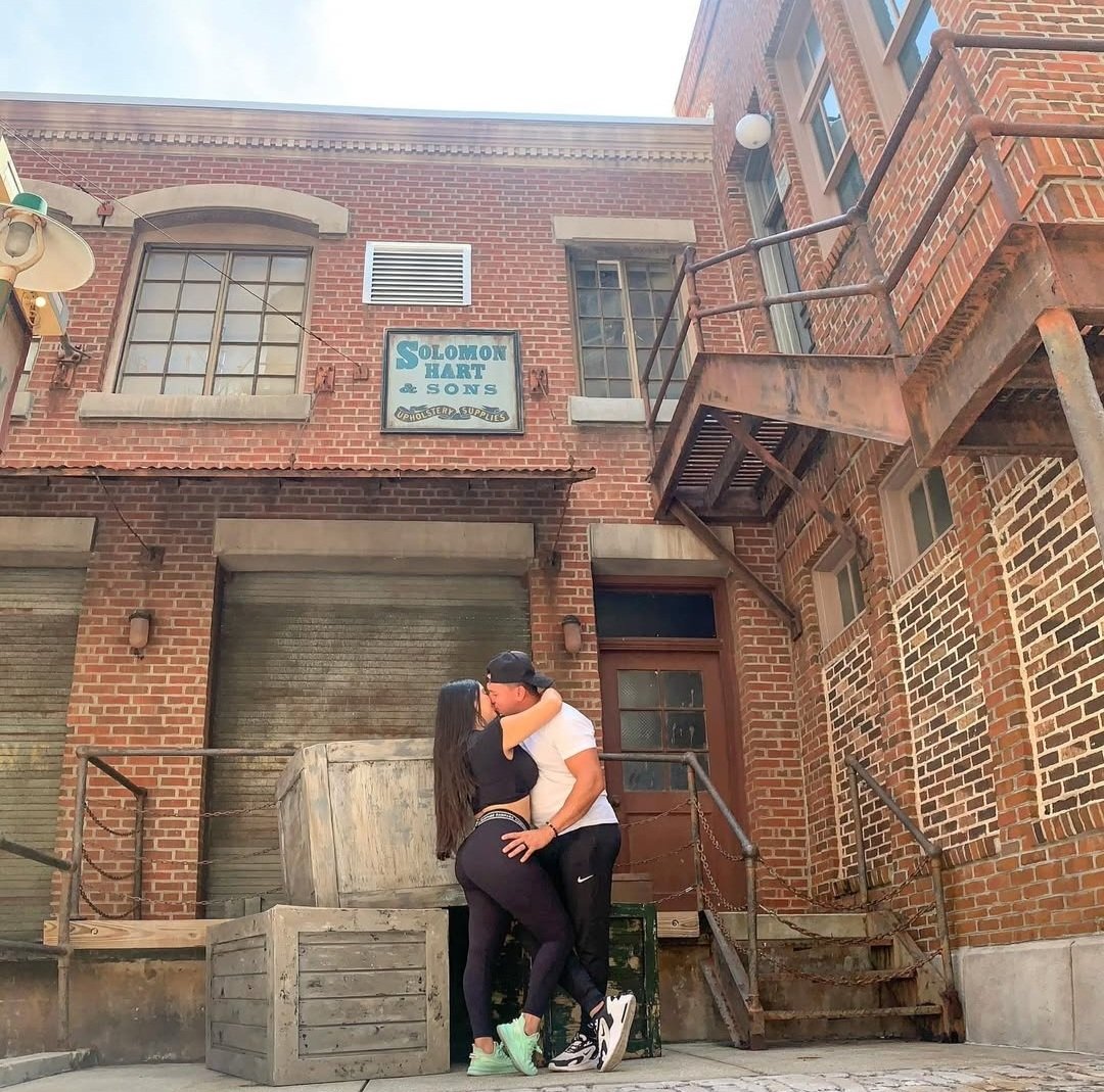 Bir aşk daha... Ama stüdyodan.