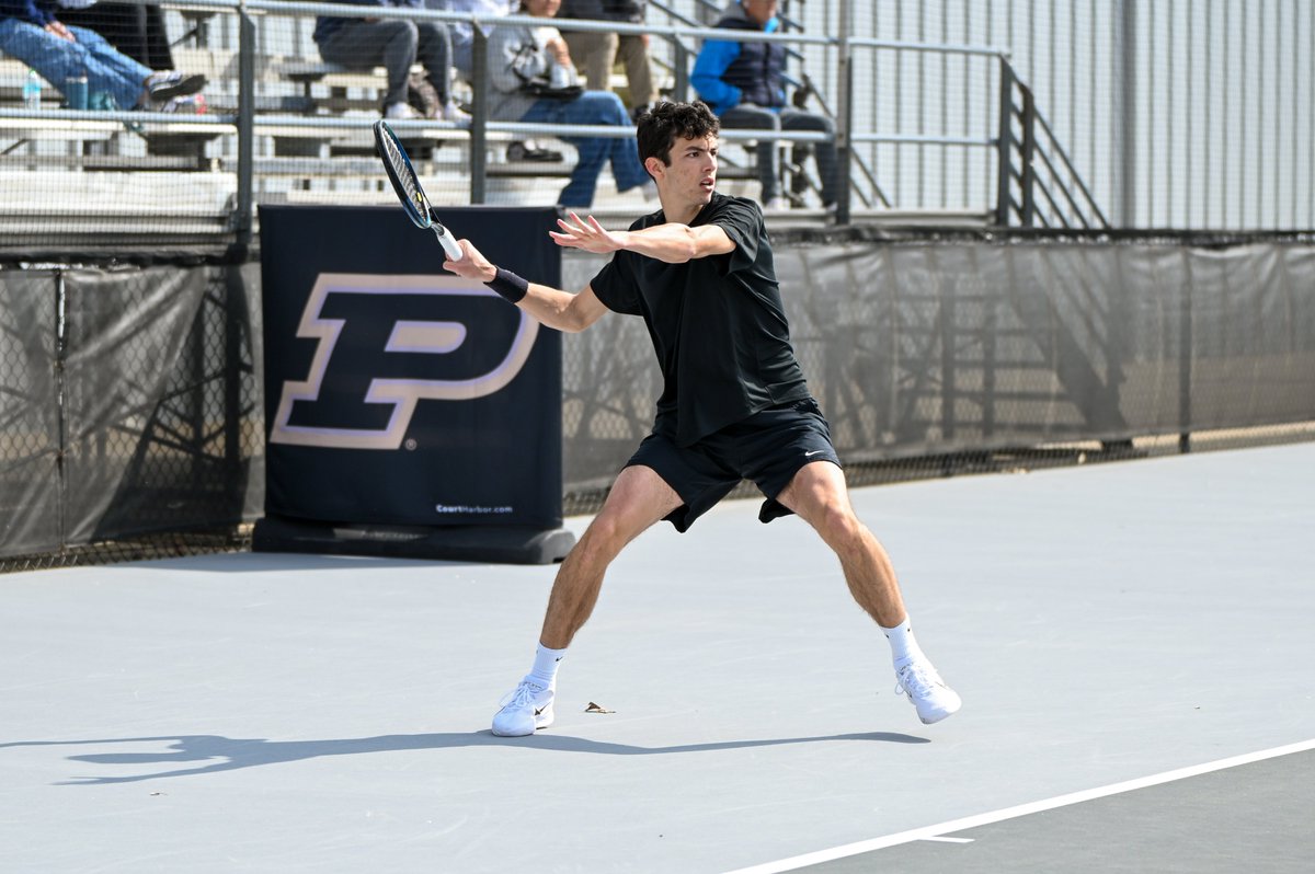 SECOND Top-11 takedown of the season by Aleksa Krivokapic!

#65 Aleksa Krivokapic defeats Ohio State's #11 Aidan Kim, 6-4, 6-4!

Purdue 2, #3 Ohio State 1