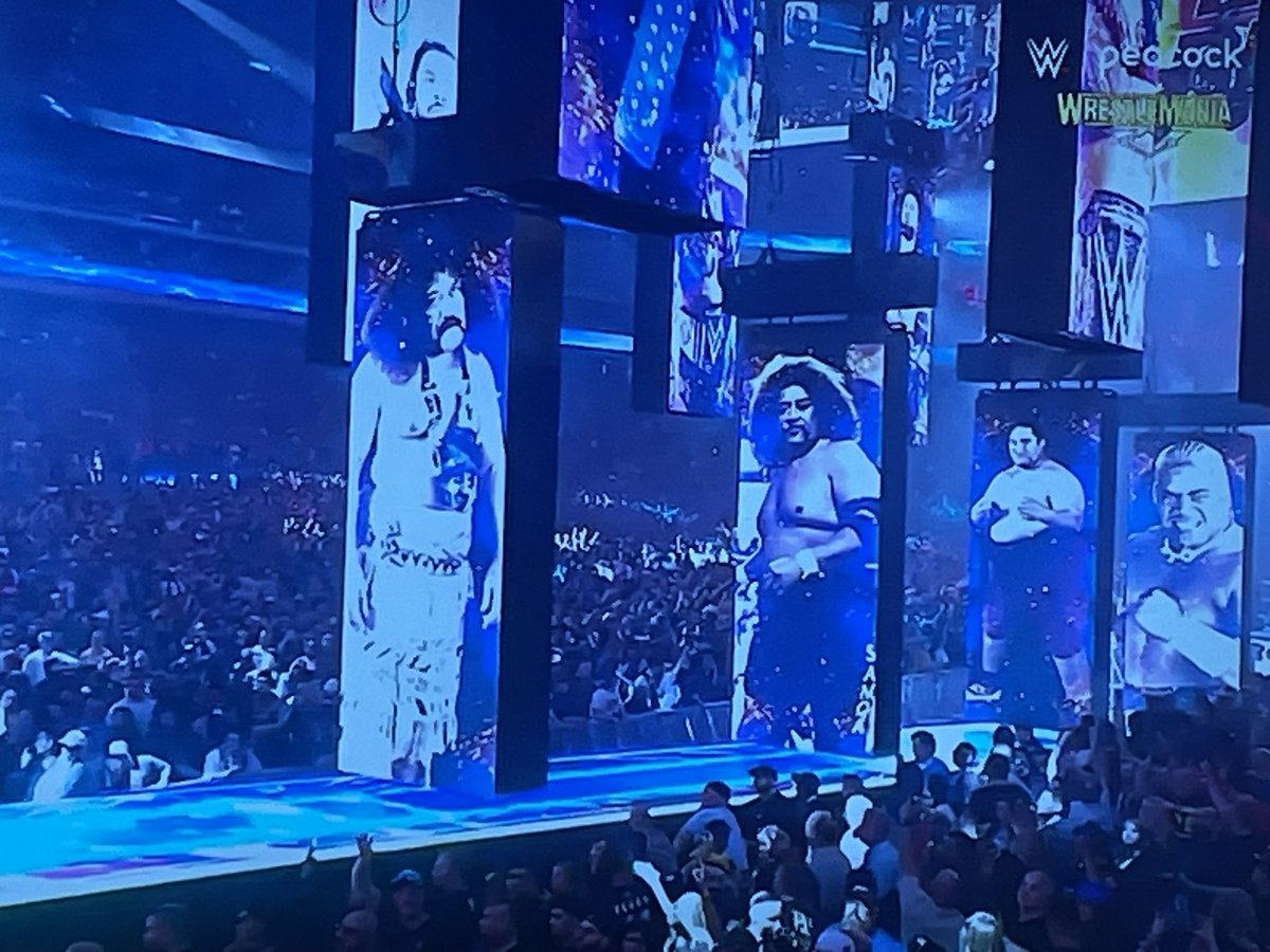 bigdaddyGOC's tweet photo. Very cool & nostalgic images of @SamoanDynasty1 #WrestleMania41 #WrestleMania #WWE #Bloodline #UltimateUce #SAMOANDYNASTY https://t.co/yQe24hPZP8