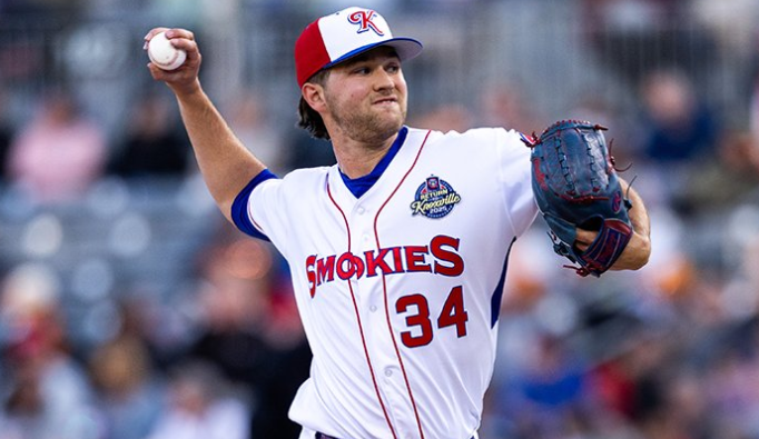 CubsCentral08's tweet photo. Grant Kipp's ERA now stands at 0.60. His slider has thefrisbee shape going like Porter Hodge's and he's just been outstanding. He went 5 scoreless today with 6 Ks. It's odd that a pitcher begins to break out at AA yet here we are. https://t.co/QpihSqOIrf