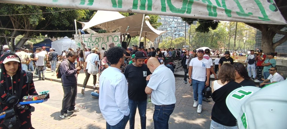 craviotocesar's tweet photo. ¡Por un 4:20 seguro y en orden!

El equipo de la @SeGobCDMX, a través del Grupo de Diálogo y Convivencia, en coordinación con la @SSC_CDMX y la @CDHCMX, realiza recorridos en los distintos eventos relacionados con esta fecha.

Supervisan que no se comercialicen ni cannabis ni alcohol, promoviendo el respeto a las libertades y garantizando condiciones de seguridad y convivencia para todas las personas.