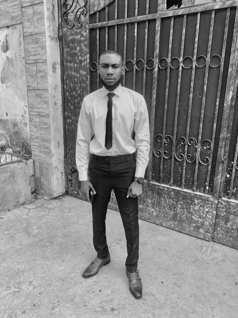 existe_luntala's tweet photo. Jesus est amour❤️📌 https://t.co/jhlTFHCujm