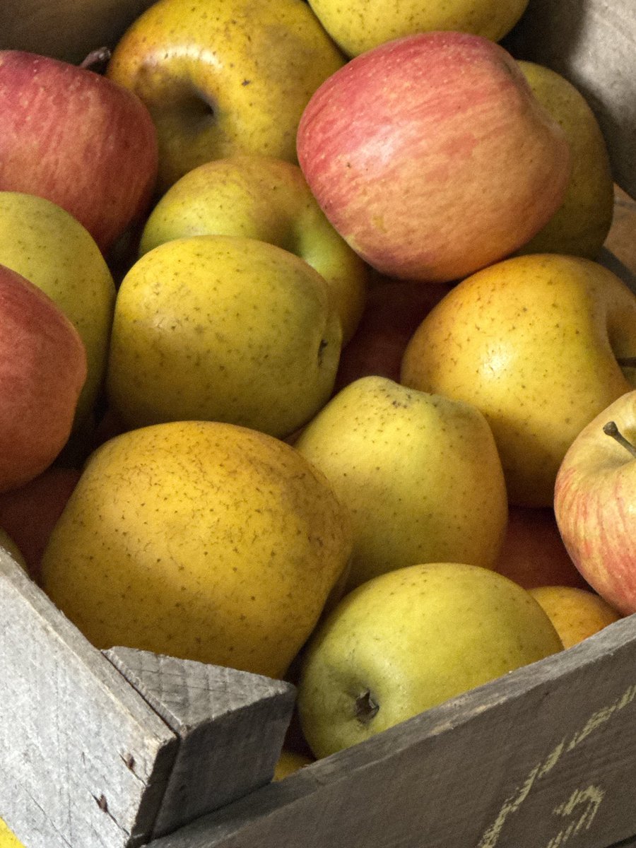 ThirtyOneCran's tweet image. Happy Easter